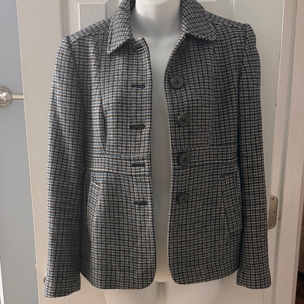 Banana Republic Black and Gray Plaid Blazer